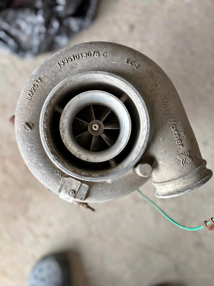 Turbo from cascadia freightliner