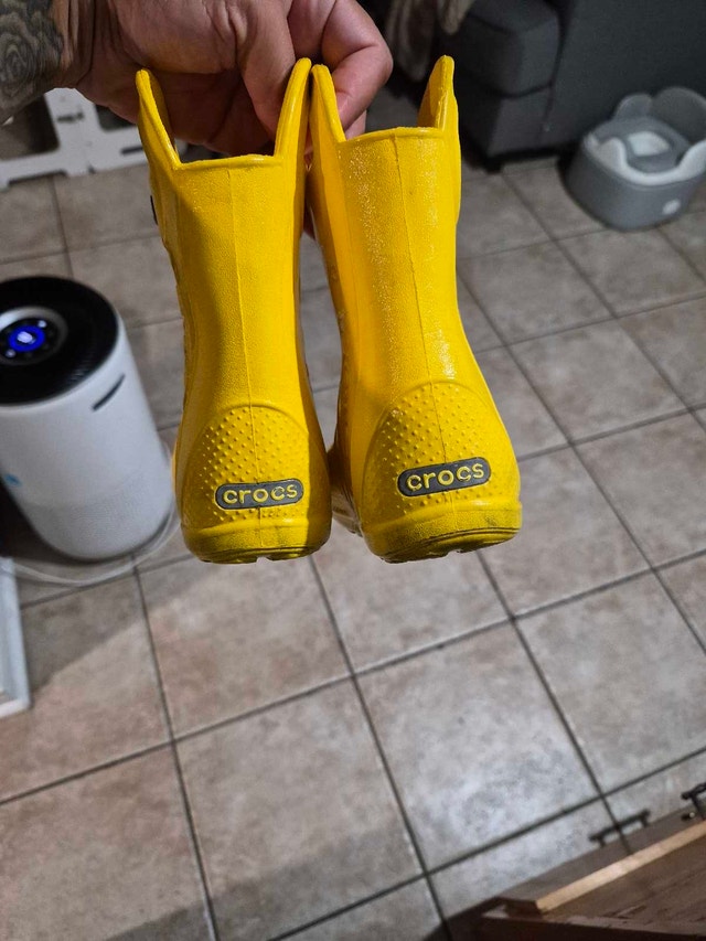Crocs Rain Boots c9 - photo 4