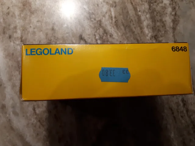 6848 LEGO Futuron Strategic Pursuer: New In Box image indicator(2)