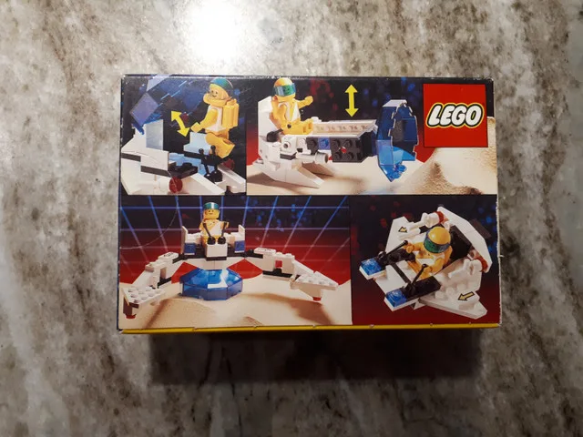 6848 LEGO Futuron Strategic Pursuer: New In Box image indicator(4)