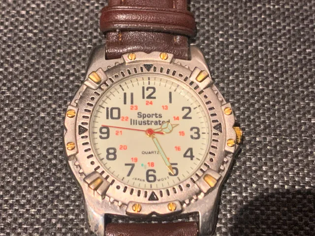Men's Sports Illustrated Quartz watch image indicator(2)