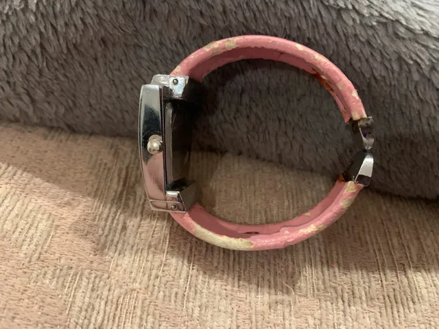 women’s Bangle quartz watch Louis Arden image indicator(2)