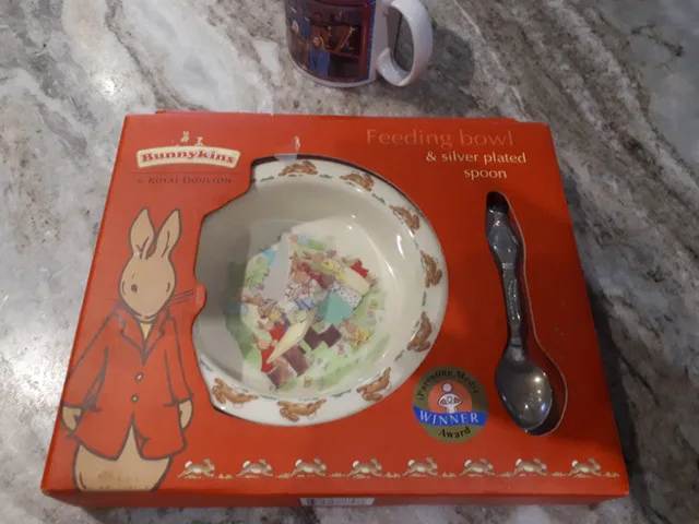 Bunnykins Feeding Bowl and Silver Plated spoon thumbnail