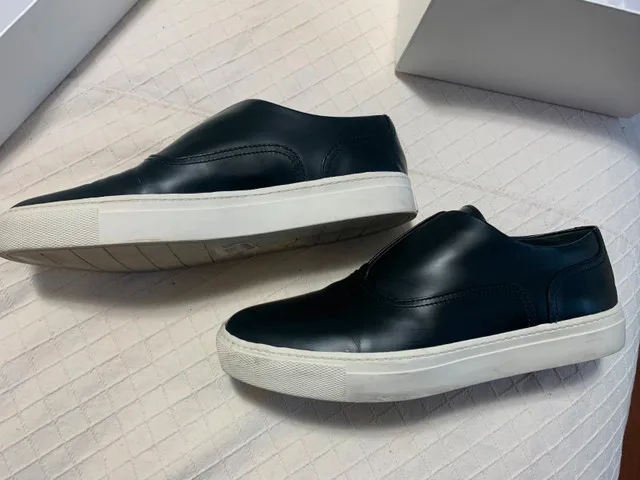 Vince women shoes image indicator(2)