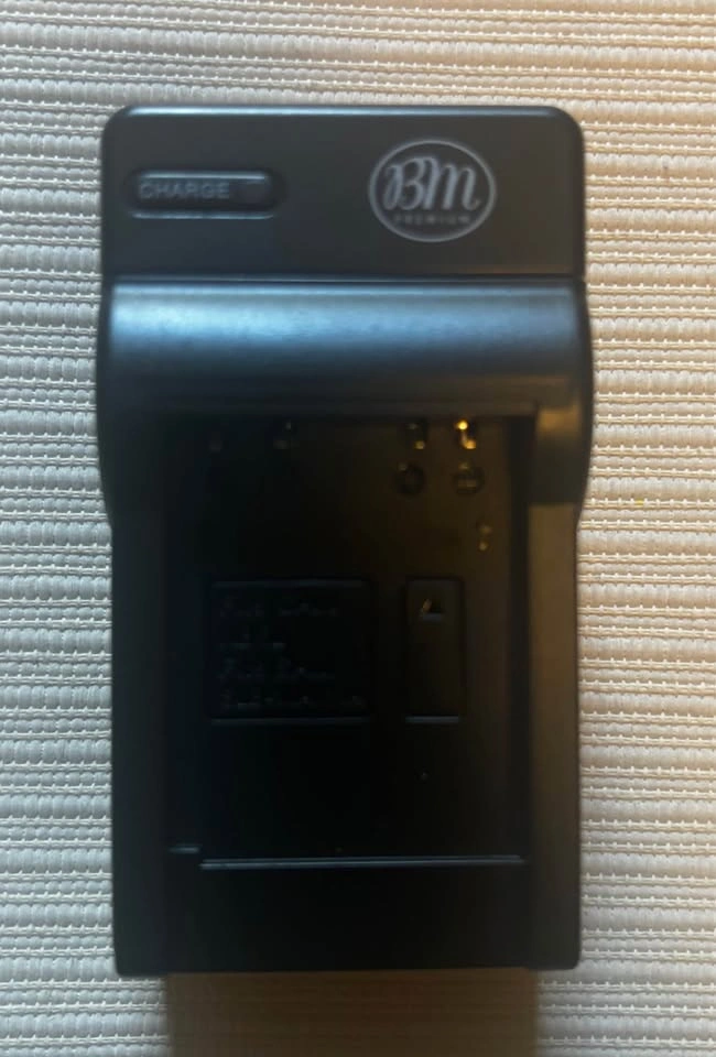BM Premium Battery Charger (Samsung SLB-10A) - photo 2