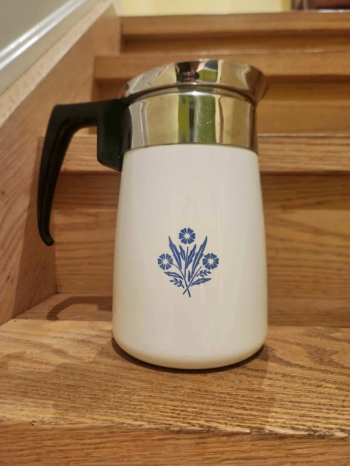 Vintage 1970's Corning Ware Blue Cornflower 6 Cup Percolator