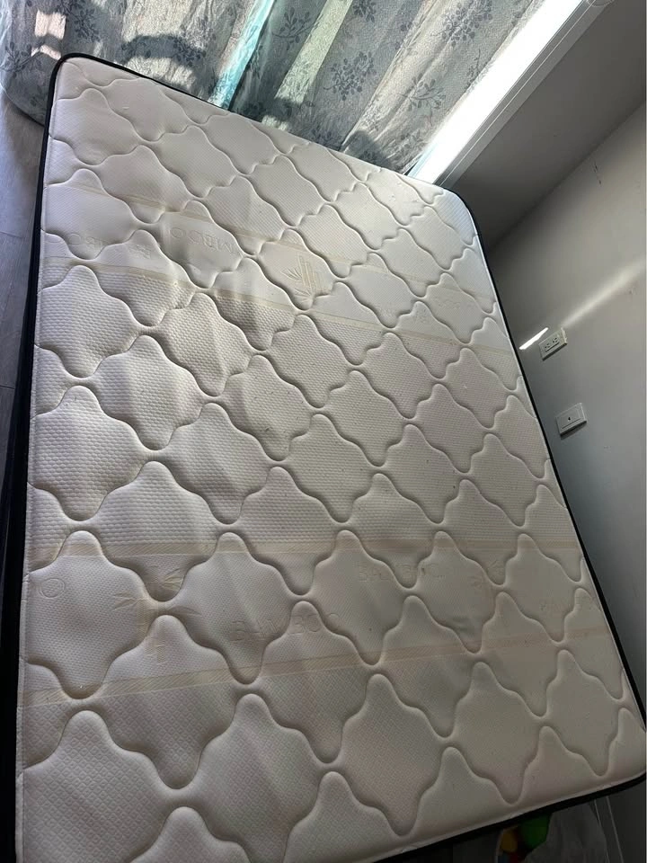 Moving sale: Bamboo Queen Mattress and Bed Base - photo 2