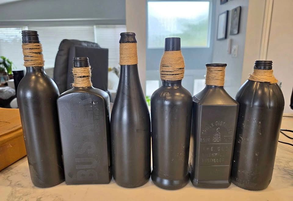 6 Matte Black Bottles
