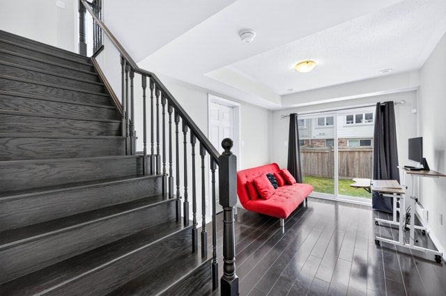 Red Futon + Accent Chair - photo 4
