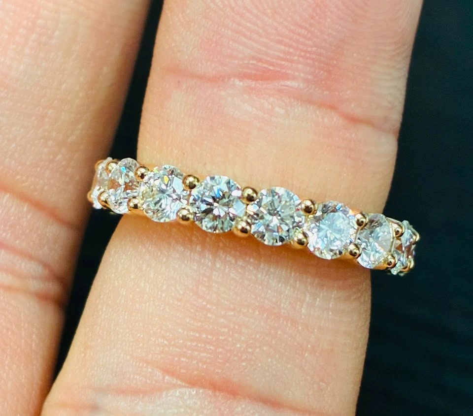 14k 3.15ct lab diamond eternity ring - photo 2