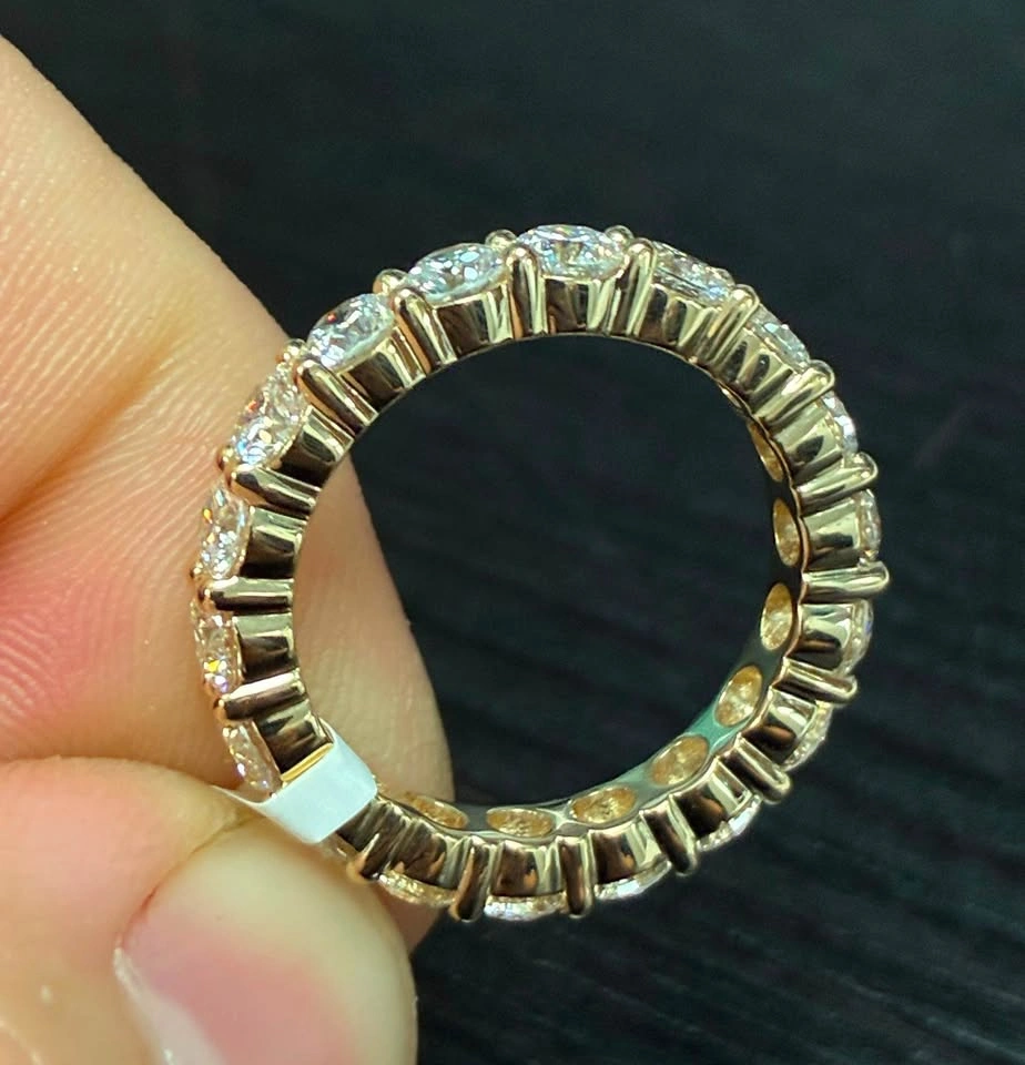 14k 3.15ct lab diamond eternity ring - photo 4