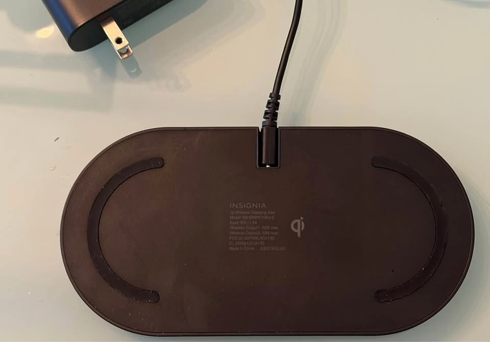 Like New Dual Wireless Charger Qi 20W - photo 3