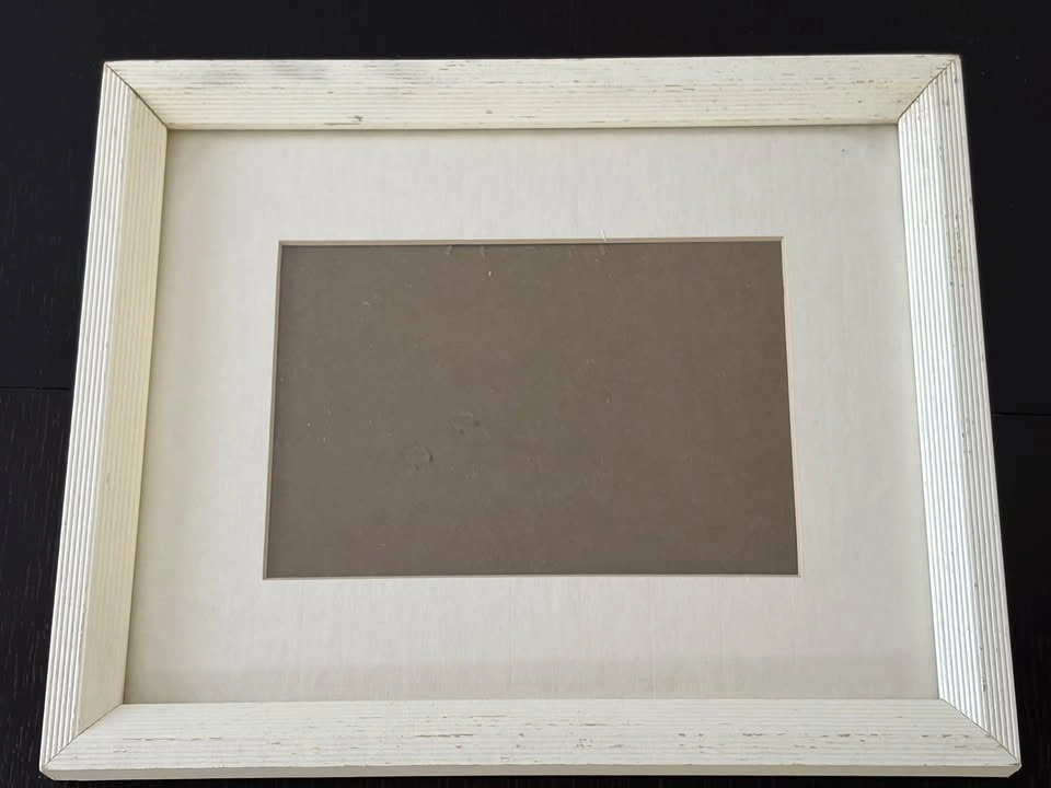 White Picture Frames 5"x7" Mat - photo 3