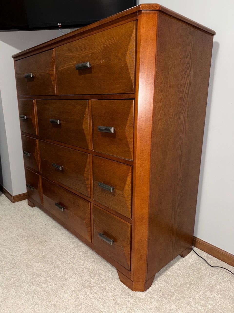 4-Piece Matching Wood Bedroom Set - photo 2