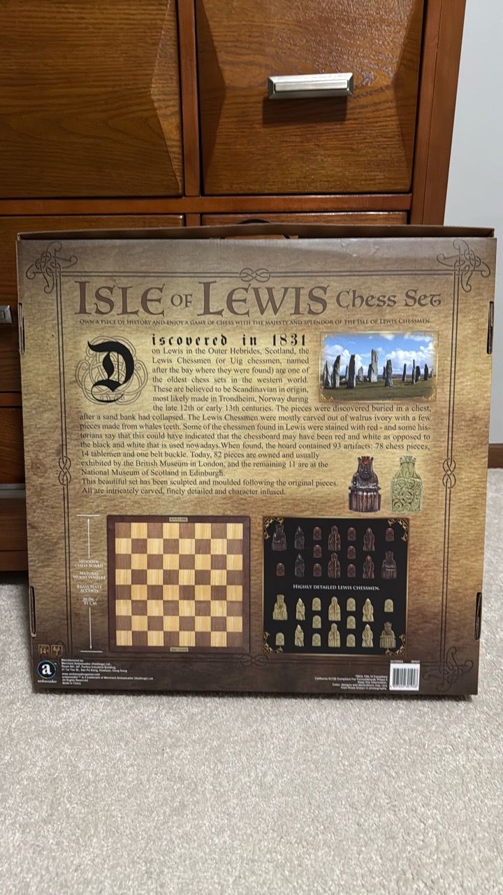 Giant Isle of Lewis Chess Set - photo 2