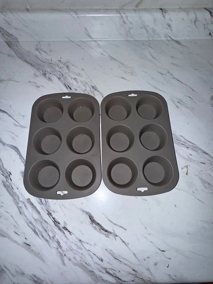 Silicone Muffin Molds