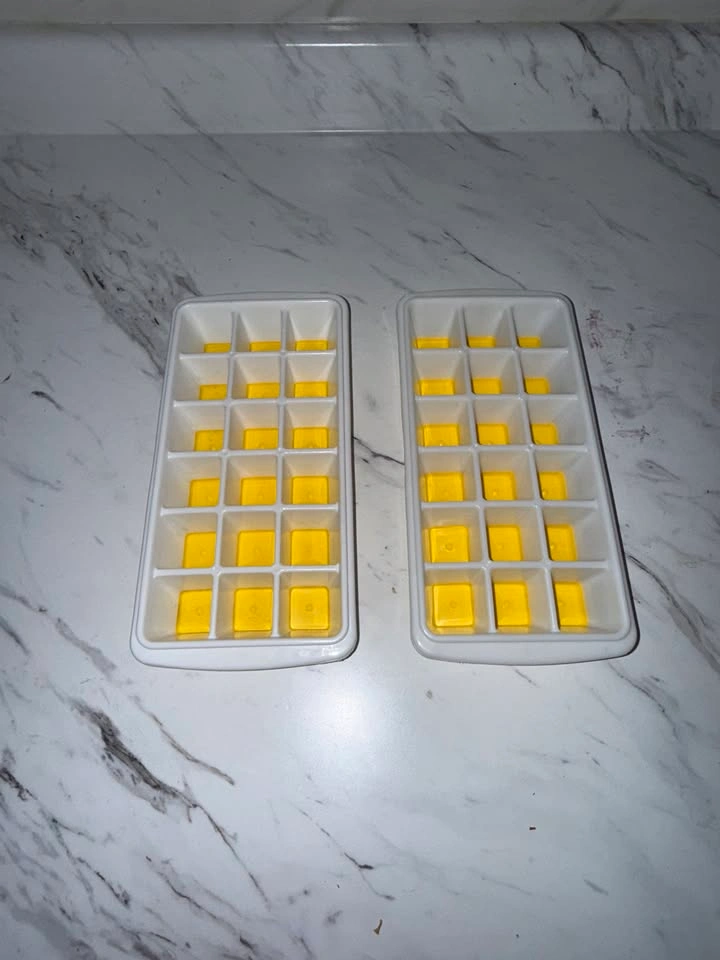 Ice Cube Trays Set - photo 2