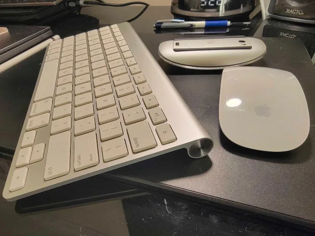 Apple Magic Mouses & Keyboard image indicator(3)