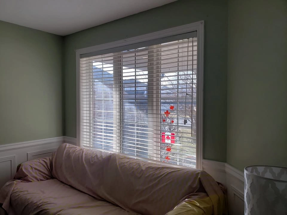 4 Blinds assorted sizes - $20 each - photo 5