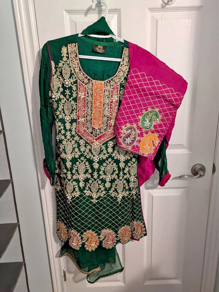 Pakistani 3 piece suit
