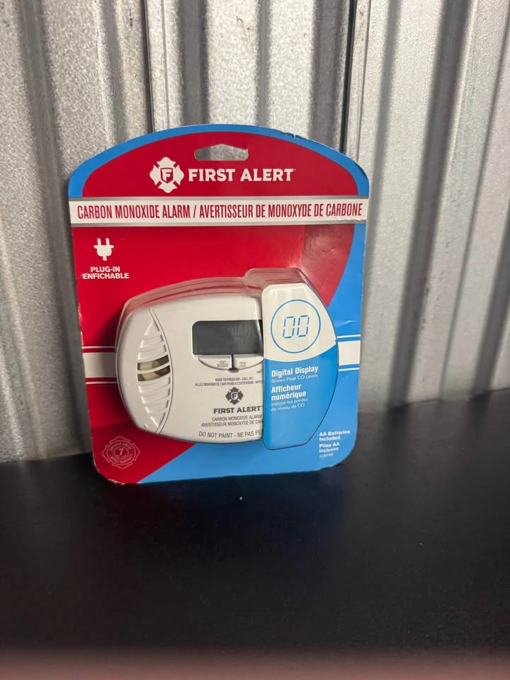 Brand New First Alert Carbon Monoxide Alarm – Digital Display - photo 3