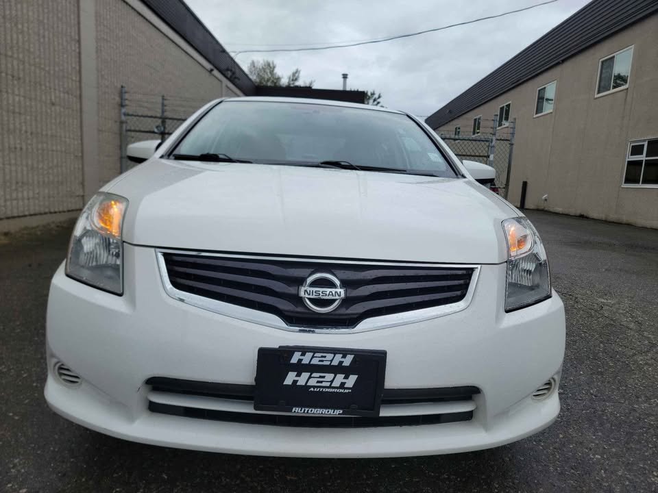 2010 Nissan Sentra - photo 3