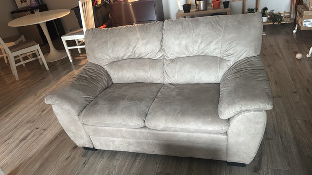 Kelleher Love seat - photo 2