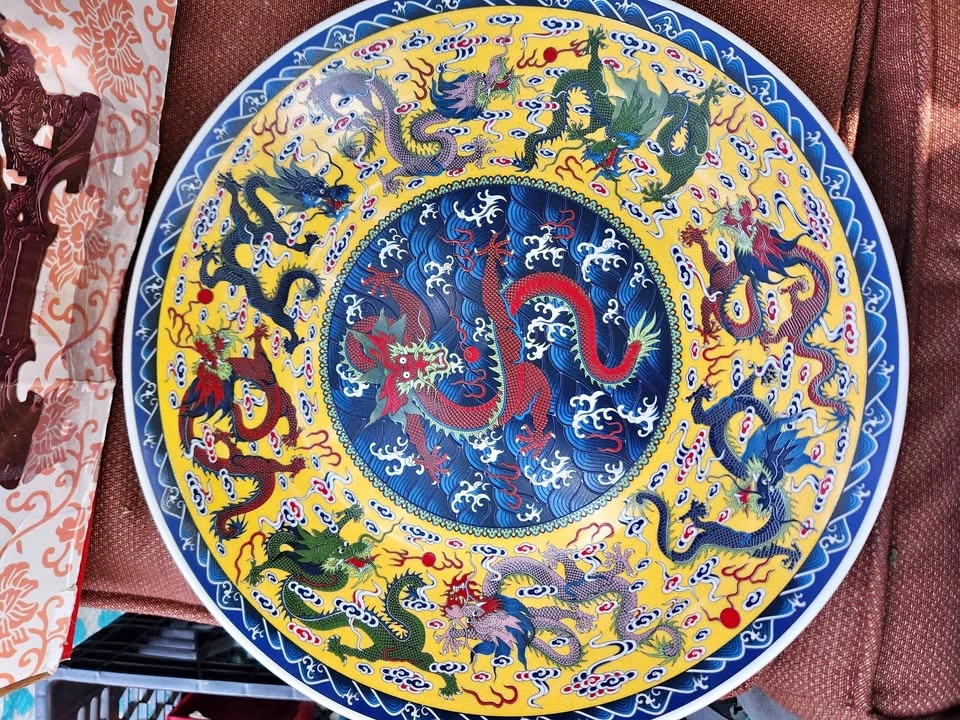 Large 16" Jingdezhen Changlong Dragon Porcelain Plate Set