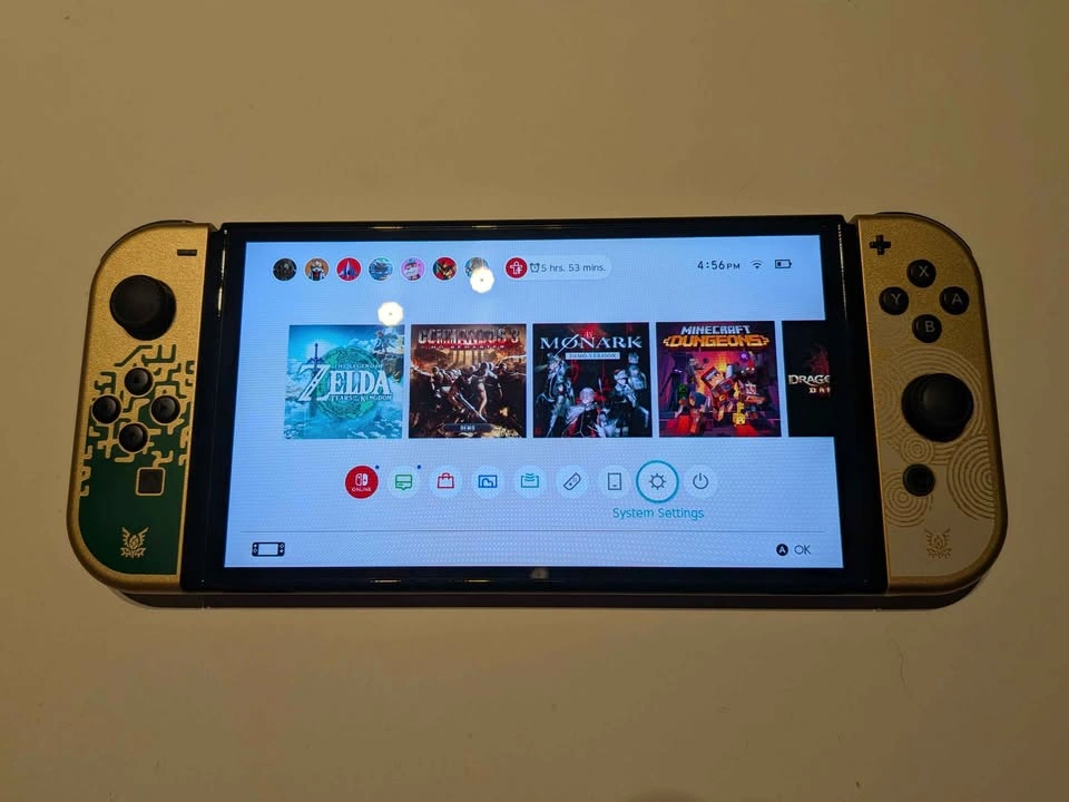 Zelda: Tears of the Kingdom Edition OLED Switch Console - photo 4