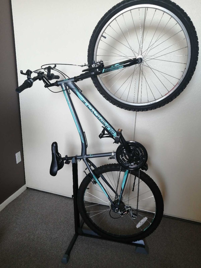 Bicycle and Stand - photo 2