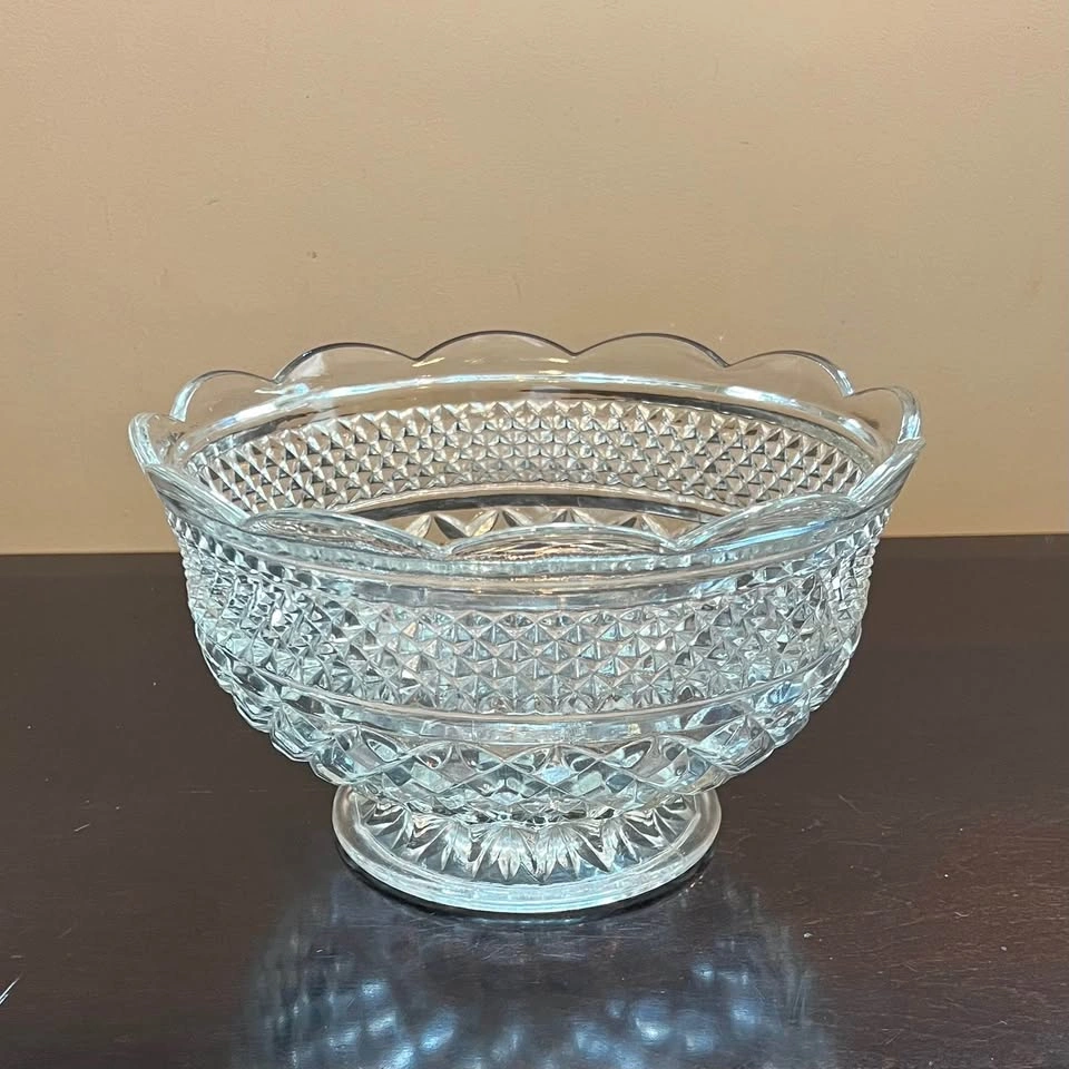 Anchor Hocking Wexford 10” Glass Fruit/Serving Bowl Footed Scall - photo 2