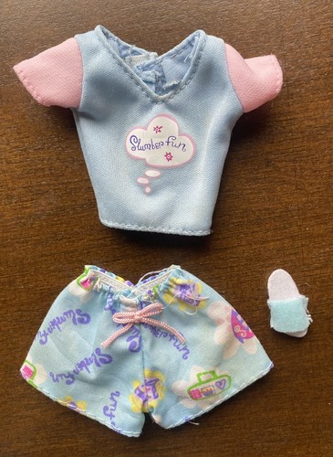 Mattel Barbie Dreamy Touches Fashions Slumber Fun Pajamas 2000