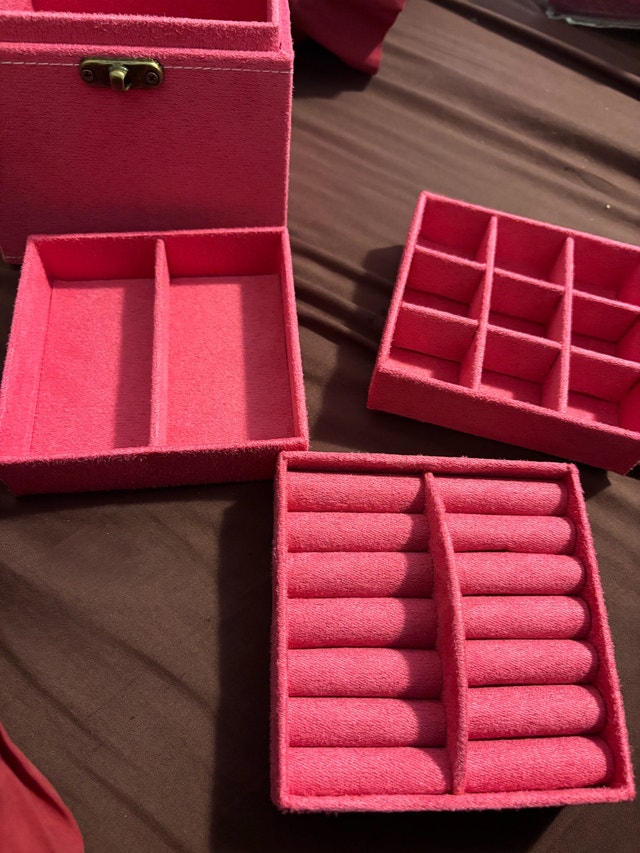 Velvet Tiered Jewelry Box - New - photo 4