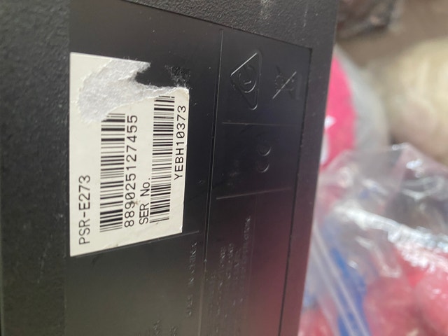 Yamaha Keyboard PSR-E273 - photo 4