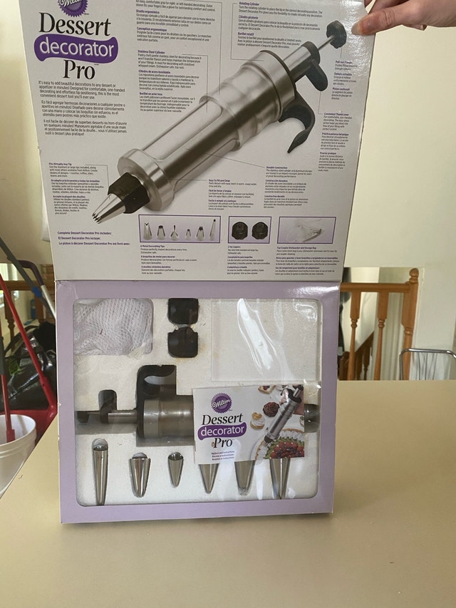 Wilton Dessert Decorator Pro - photo 2