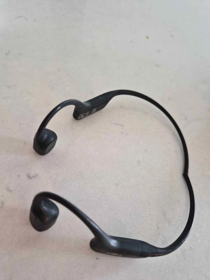 Shokz OpenRun Bone Conduction Headphones - photo 3