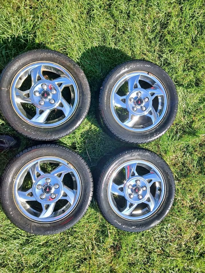 Chrome Pontiac/GM Mag rims
