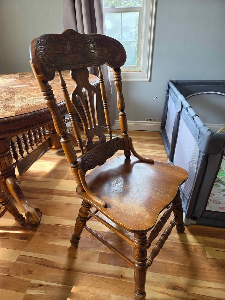 Solid Wood Dining Set - photo 3