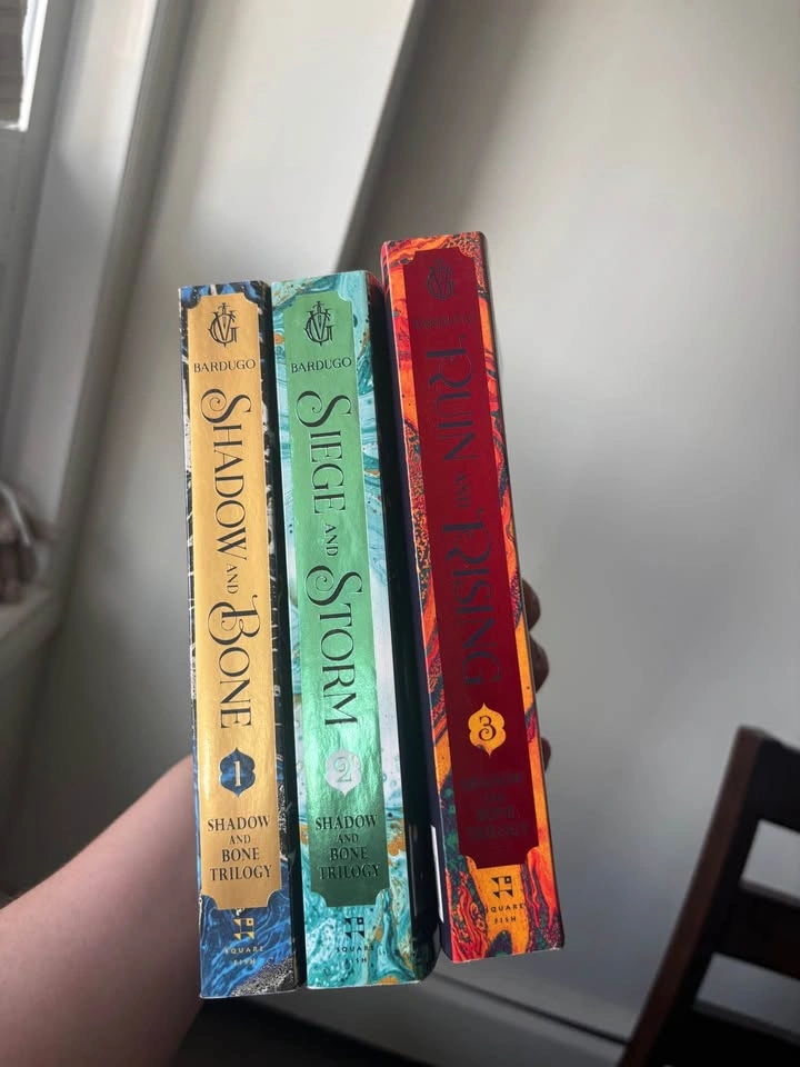 Shadow and Bone Trilogy - photo 2