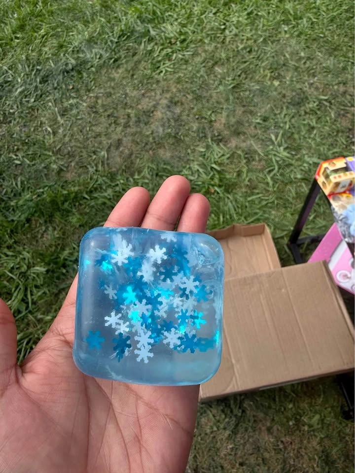 SNOWFLAKE NEEDOH NICE CUBE DUPE