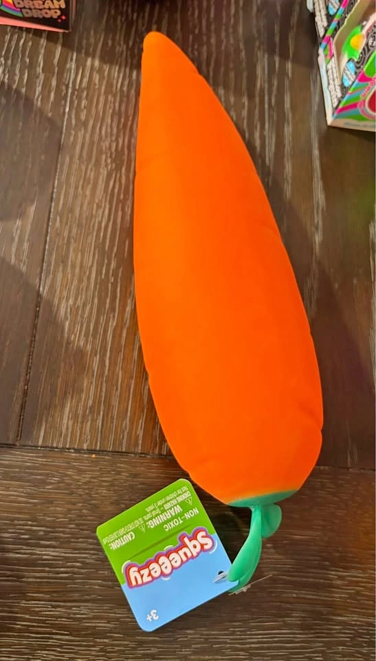 SQUEEZY CARROT