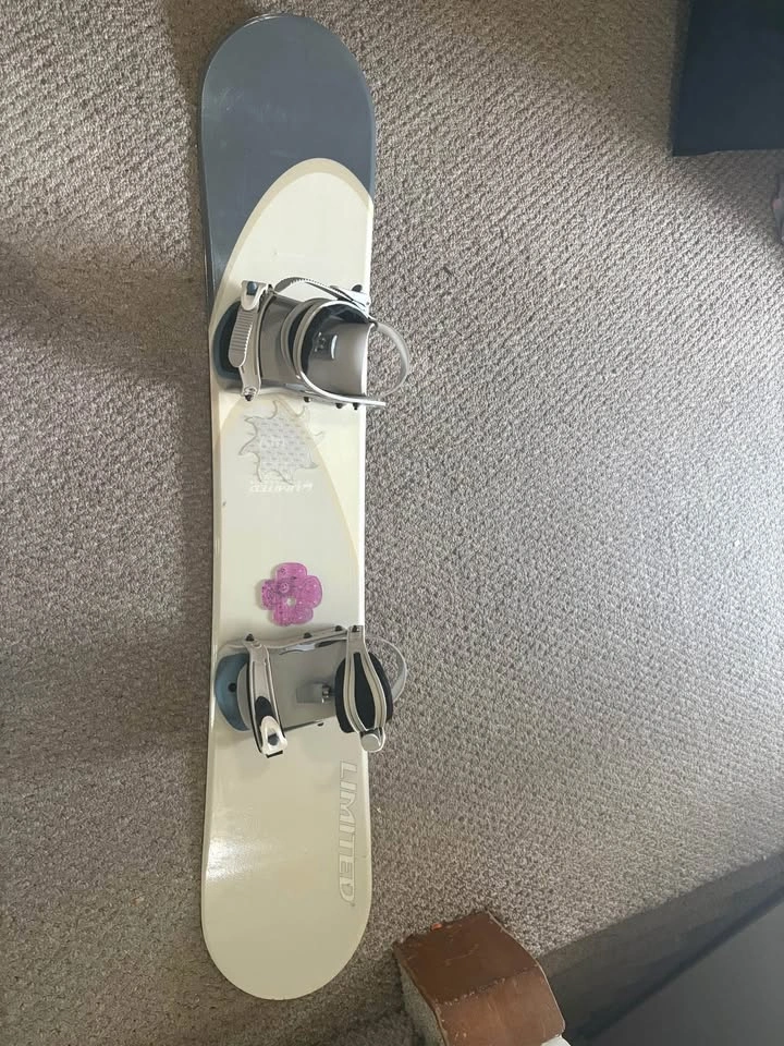 Limited Snowboards-Quest Series 149