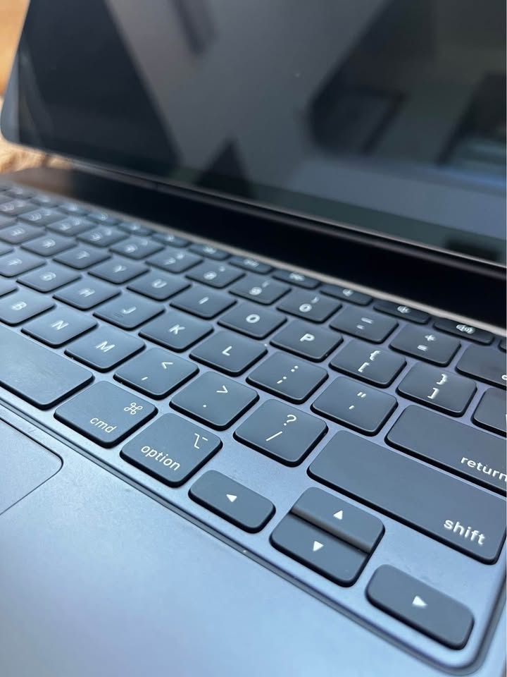 iPad Pro 13” M4, Magic Keyboard, Pencil Pro - photo 3