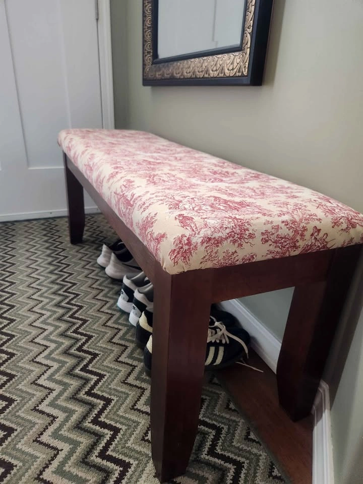 Red Toile Upholstered Wooden Bench - photo 2