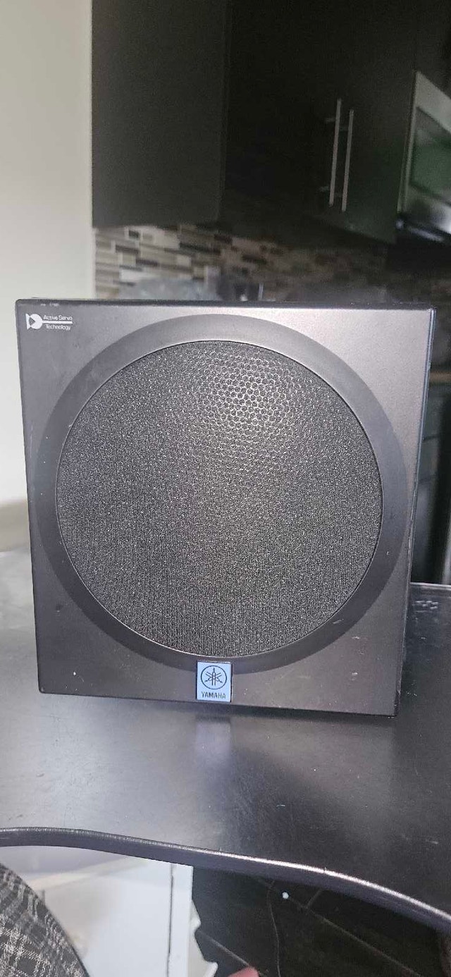 Yamaha Compact Powered Subwoofer - Good Condition