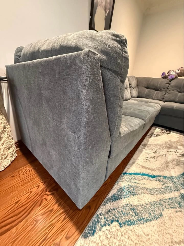 Couch for sale - photo 3