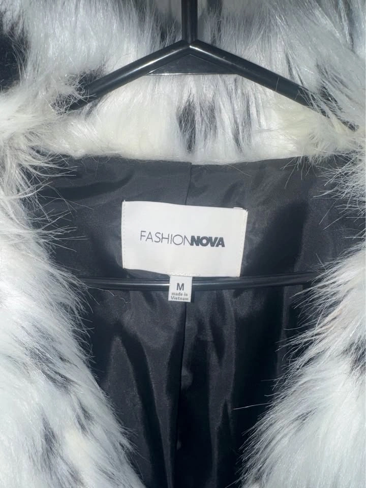 Fashion Nova Faux Fur Black & White Teddy Coat - photo 3