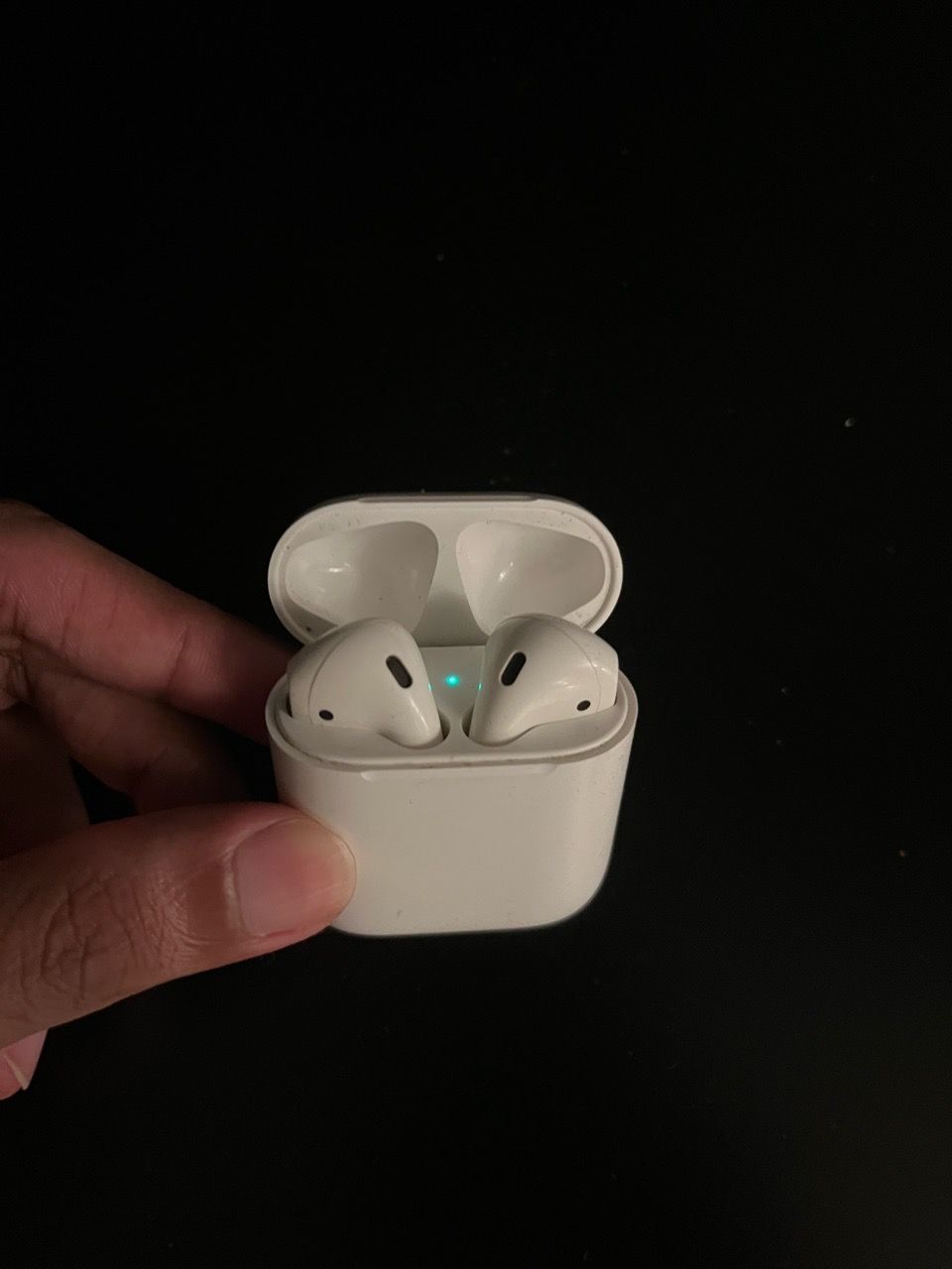 AirPods 2nd Gen - photo 2