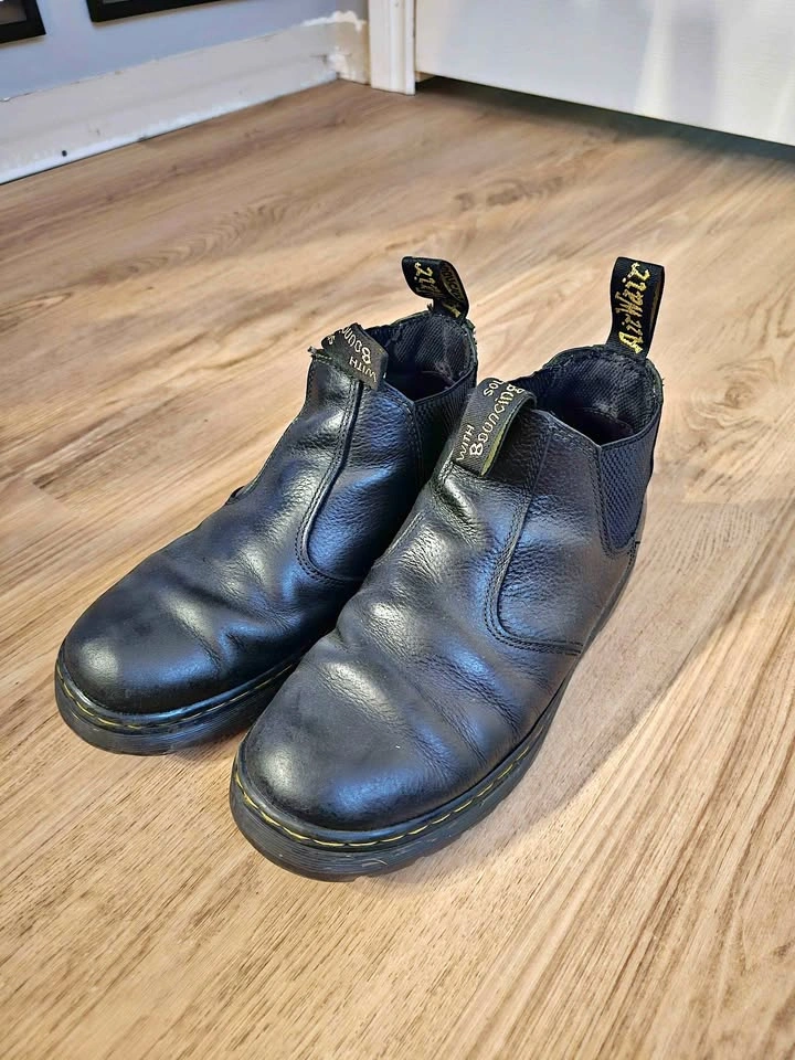 Dr. Martens Chelsea boots M US 9
