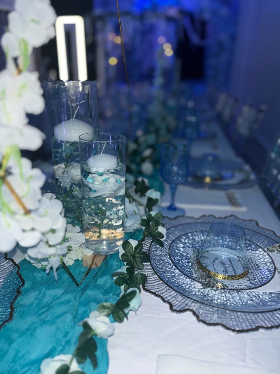 18 Piece Clear Glass Cylinder Vases - photo 4